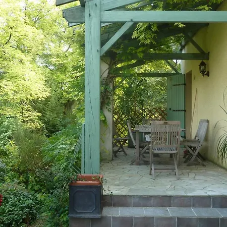 Les Balcons De La Seugne Bed & Breakfast Pons