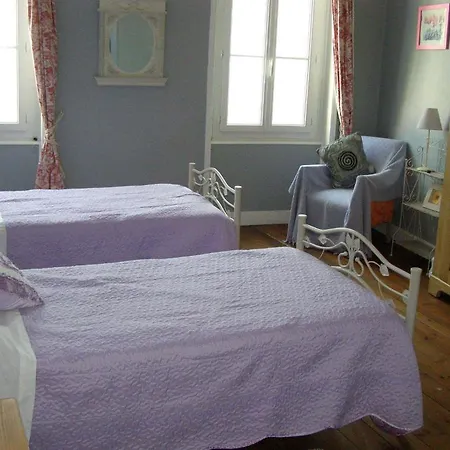 Les Balcons De La Seugne Pons